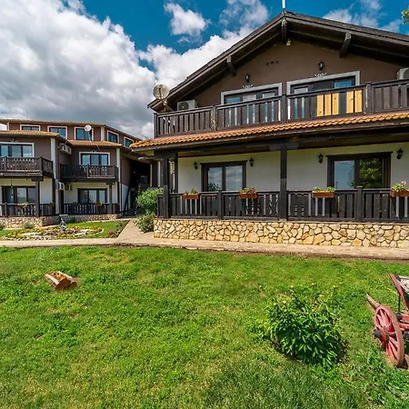 Complex Zlatnata Ribka Resort 2*