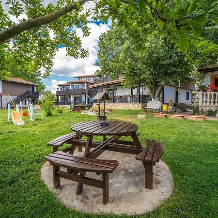Complex Zlatnata Ribka 2* Durankulak