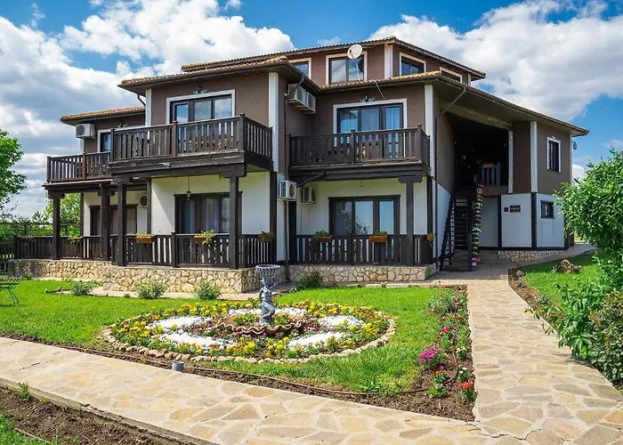 Resort Complex Zlatnata Ribka 2*